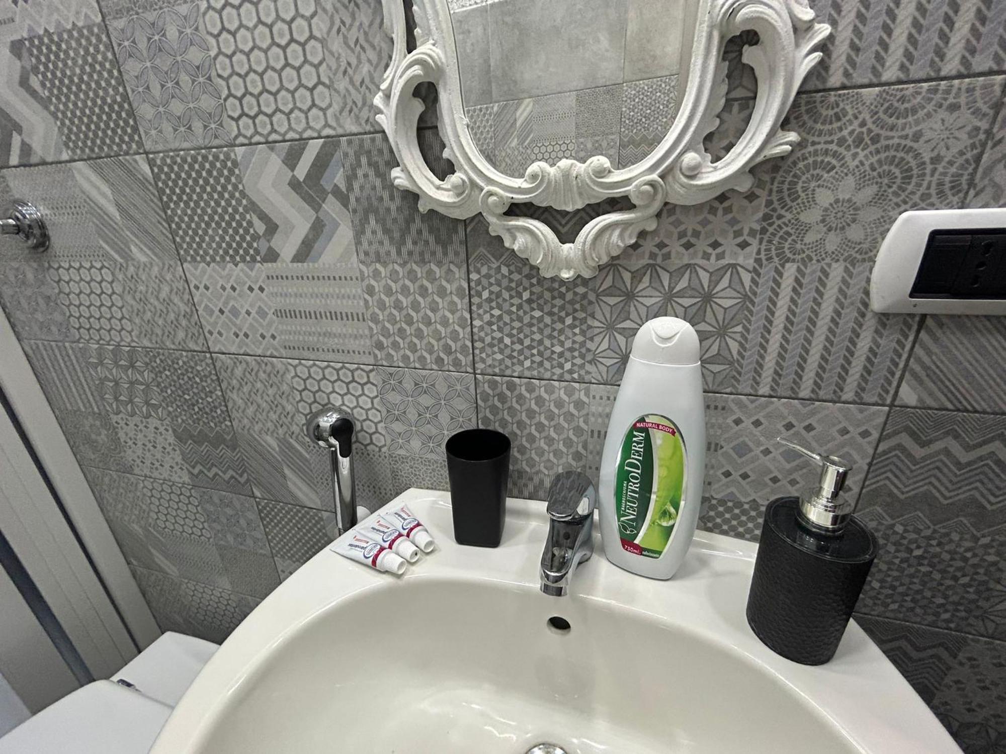 Cuore Di Napoli Hotell Exteriör bild